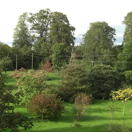 Dollardstown Historic Country House 3*