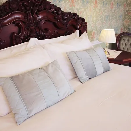 Bed and Breakfast Dollardstown Historic