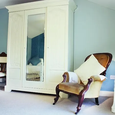 Dollardstown Historic Country House Bed and breakfast 3*