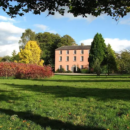 Dollardstown Historic Country House 3*