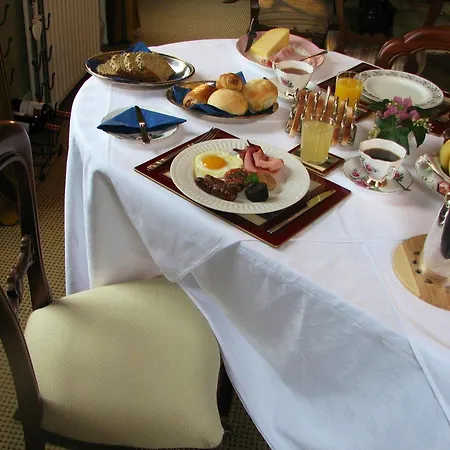 Dollardstown Historic Country House Bed & Breakfast