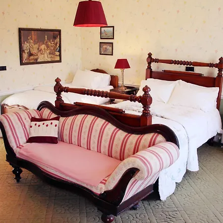Dollardstown Historic Country House 3* Athy