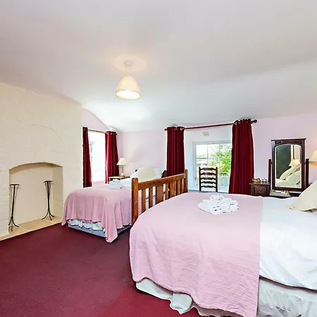 Dollardstown Historic Country House Bed and breakfast